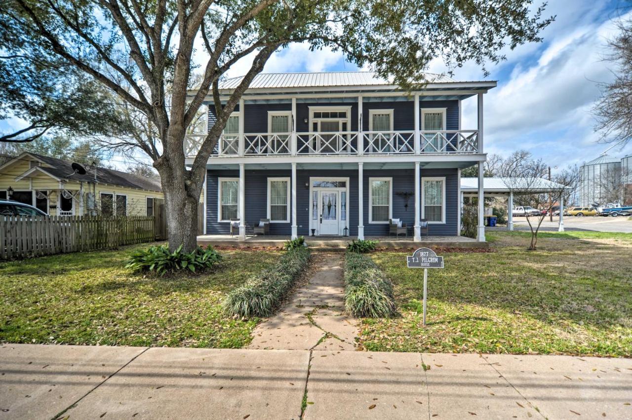 Spacious Abode, Walk To Texas Heroes Square! Gonzales Exterior photo
