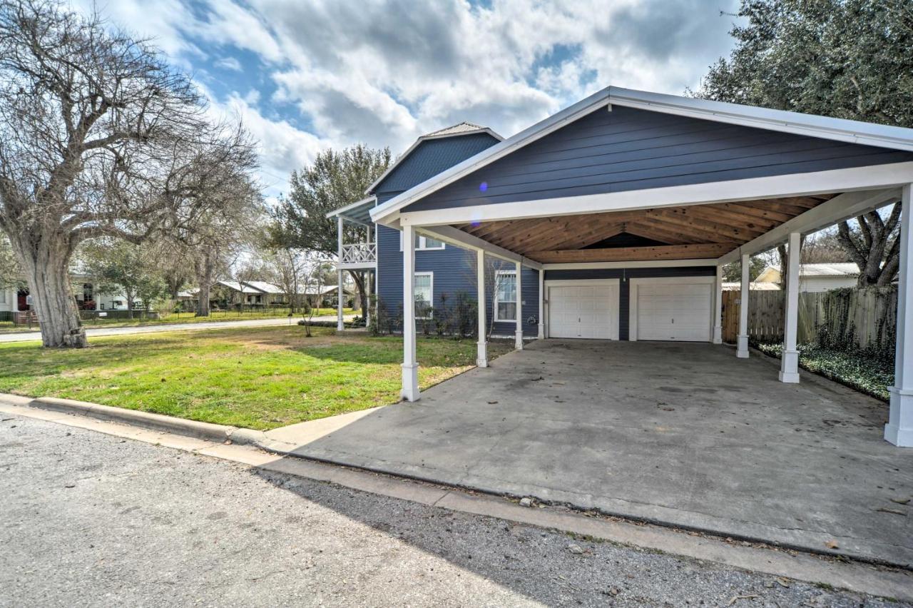 Spacious Abode, Walk To Texas Heroes Square! Gonzales Exterior photo